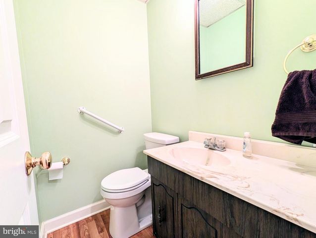 1439 MICHIGAN AVE, Swarthmore, PA 19081