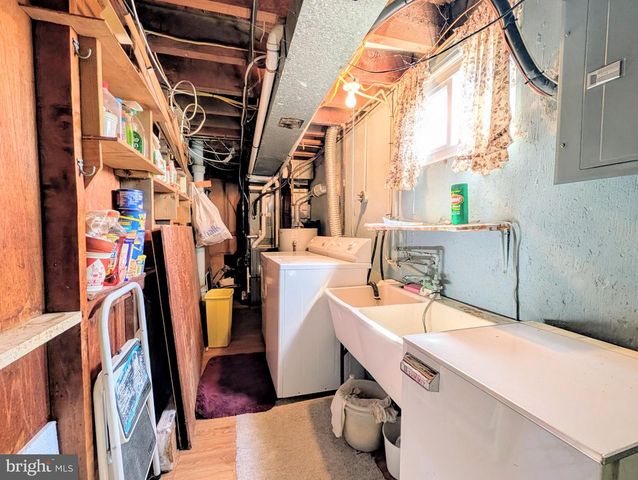 1439 MICHIGAN AVE, Swarthmore, PA 19081