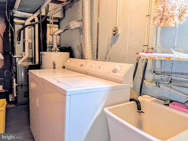 1439 MICHIGAN AVE, Swarthmore, PA 19081