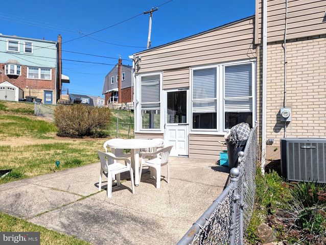 1439 MICHIGAN AVE, Swarthmore, PA 19081