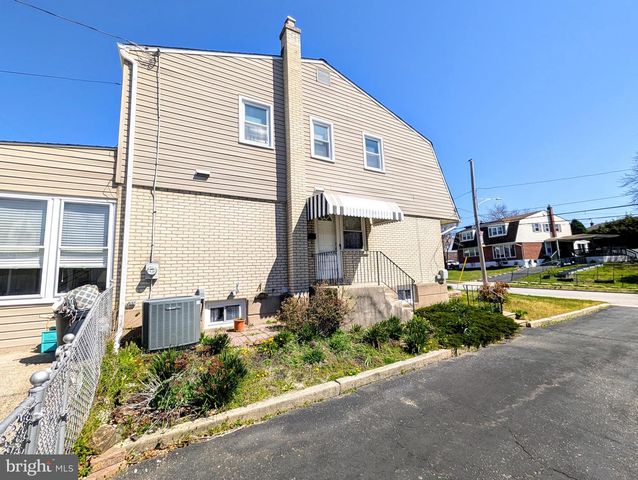 1439 MICHIGAN AVE, Swarthmore, PA 19081