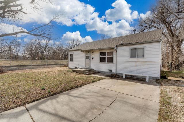 701 N Spruce St, Wichita, KS 67214