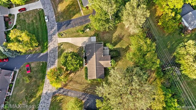 1659 Ledbury Drive, Bloomfield Hills, MI 48304