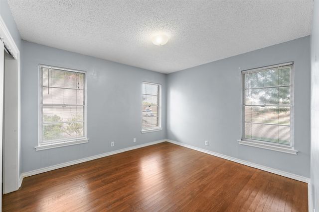 2829 Tolosa Drive, Dallas, TX 75228