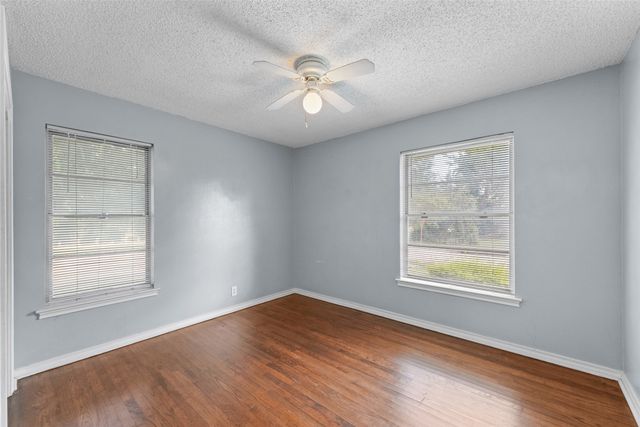 2829 Tolosa Drive, Dallas, TX 75228