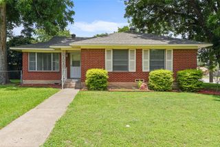 2829 Tolosa Drive, Dallas, TX 75228