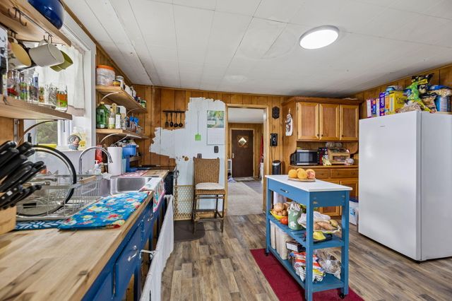 180 N Walnut Street, Whitwell, TN 37397