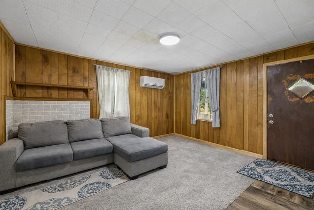 180 N Walnut Street, Whitwell, TN 37397