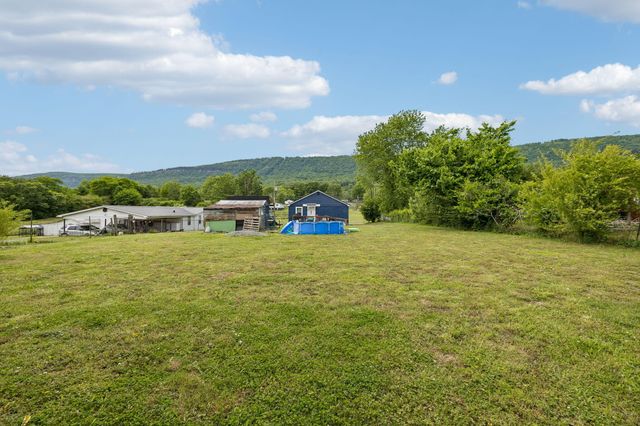 180 N Walnut Street, Whitwell, TN 37397