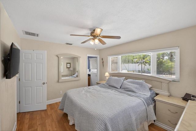 3067 KAPOK KOVE DRIVE, Clearwater, FL 33759