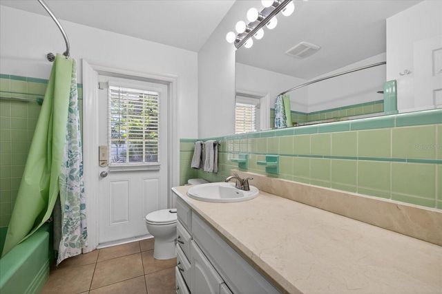 3067 KAPOK KOVE DRIVE, Clearwater, FL 33759