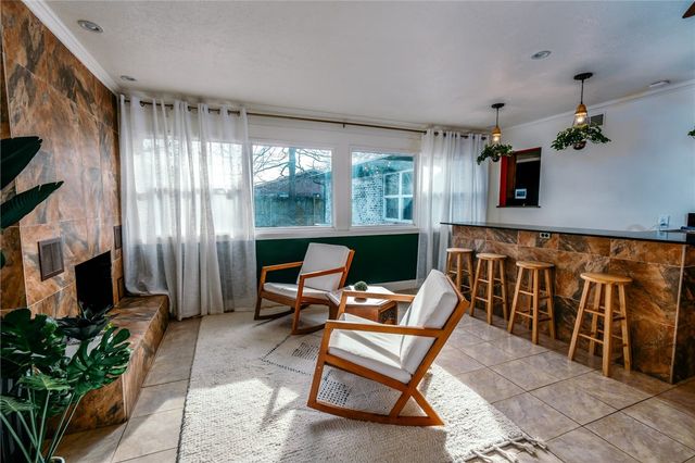 1305 Convair Street, Bentonville, AR 72712