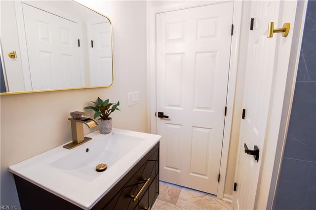 2011 Columbus AVE, Portsmouth, VA 23704