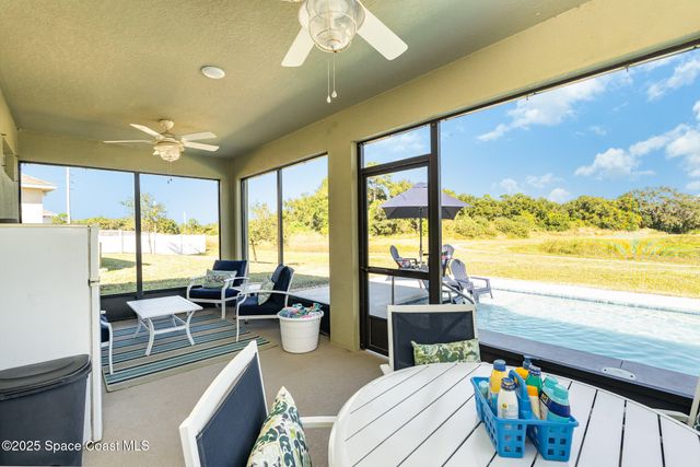 960 Bear Lake Drive, Rockledge, FL 32955