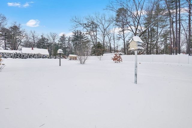 288 Buck Pond Rd, Westfield, MA 01085