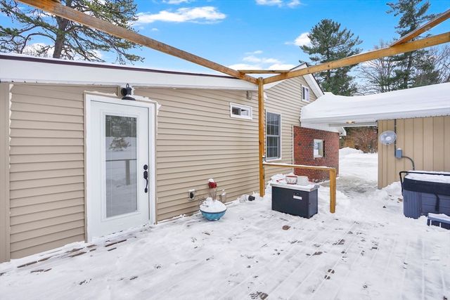 288 Buck Pond Rd, Westfield, MA 01085