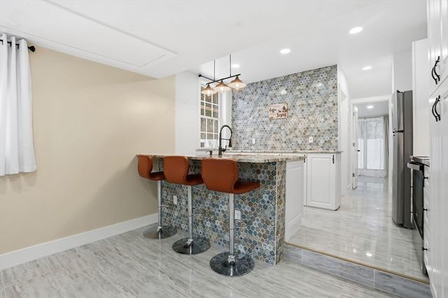 288 Buck Pond Rd, Westfield, MA 01085