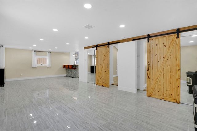 288 Buck Pond Rd, Westfield, MA 01085