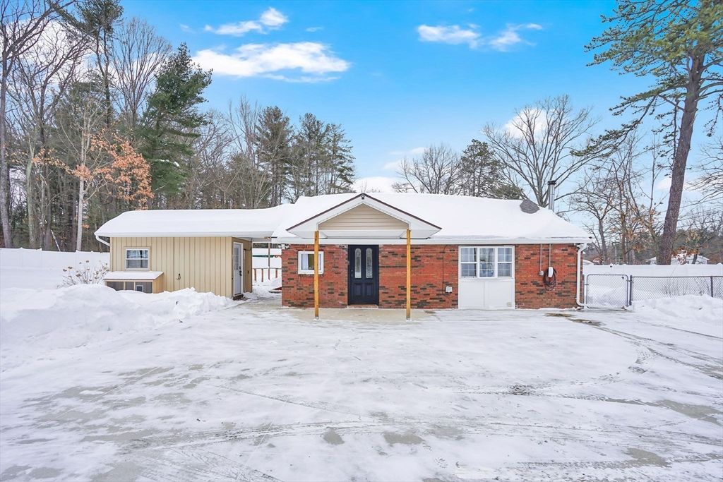 288 Buck Pond Rd, Westfield, MA 01085