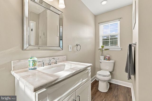 126 HAMPTON DR, Langhorne, PA 19047