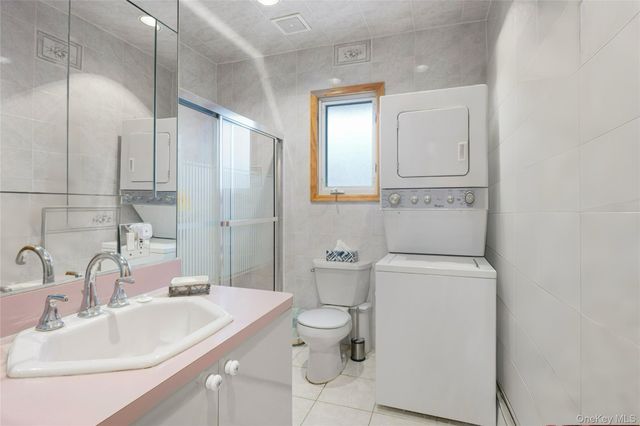 168A N Oak Street, Massapequa, NY 11758