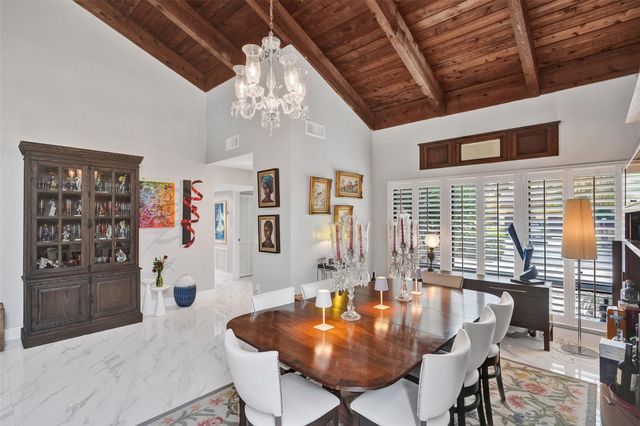 1017 NE 202nd Lane, Miami, FL 33179