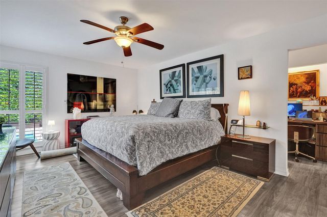 1017 NE 202nd Lane, Miami, FL 33179