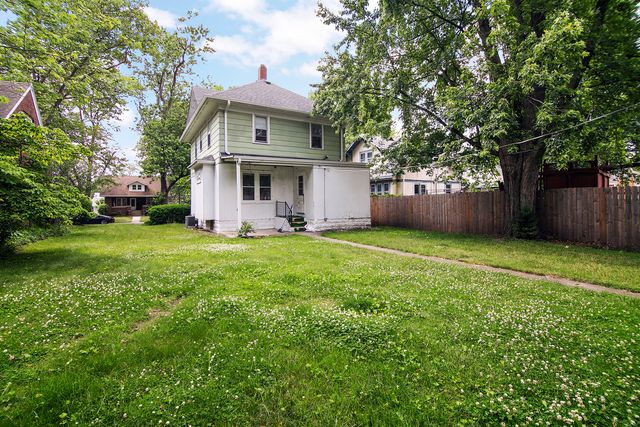 866 S Evergreen Avenue, Kankakee, IL 60901
