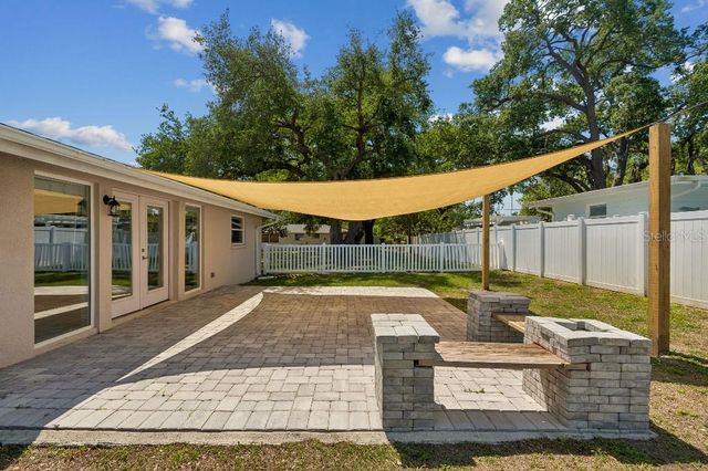 994 S BRINK AVENUE, Sarasota, FL 34237