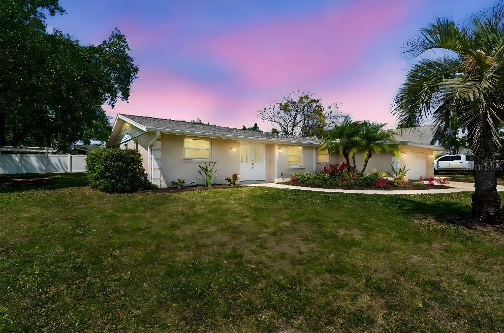 994 S BRINK AVENUE, Sarasota, FL 34237