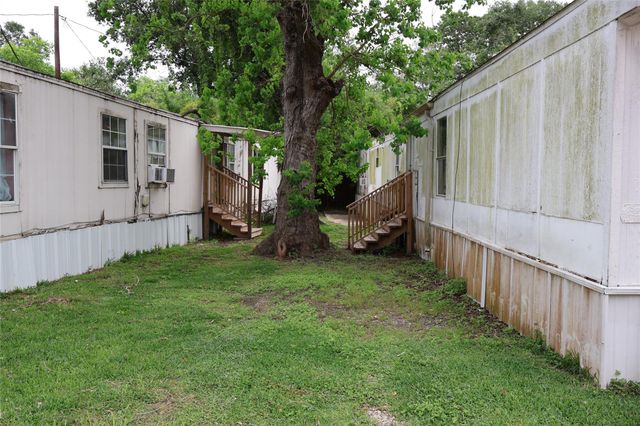 7915 Easton, 7909 Easton And 3101 Berkley Street, Houston, TX 77017