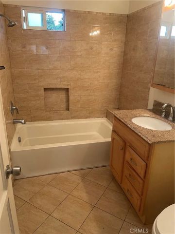 5901 woodman 5901, Valley Glen, CA 91401