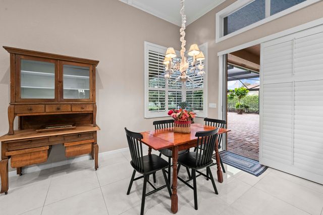 10305 Avenida Del Rio, Delray Beach, FL 33446