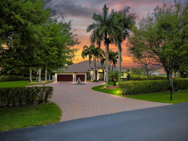 10305 Avenida Del Rio, Delray Beach, FL 33446