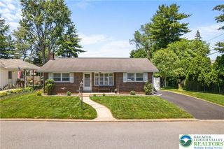 2213 West Woodlawn Street, South Whitehall Twp, PA 18104