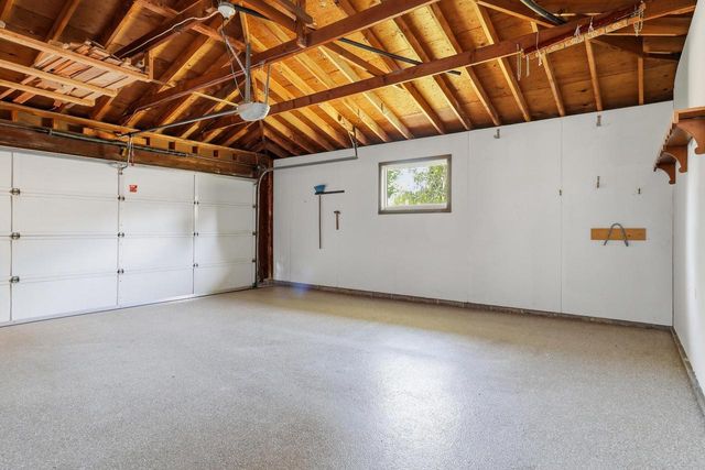 605 E Laverne DRIVE, Oak Creek, WI 53154