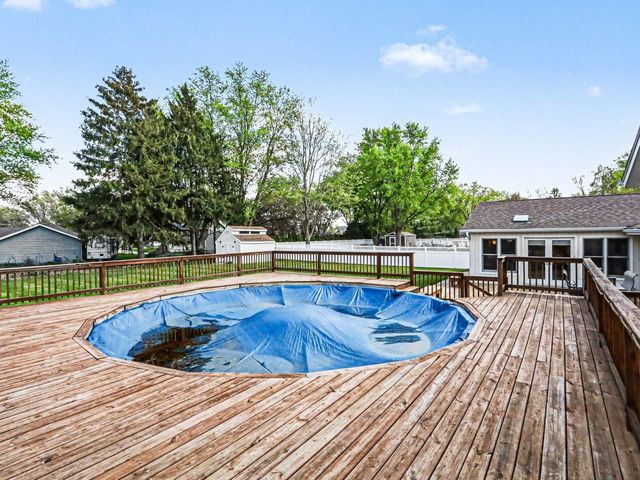 10S287 Alma Lane, Naperville, IL 60564