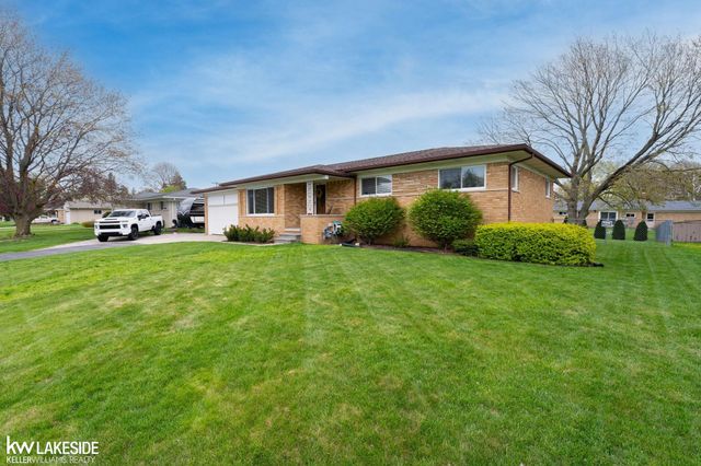 2932 Silverstone Lane, Waterford Twp, MI 48329