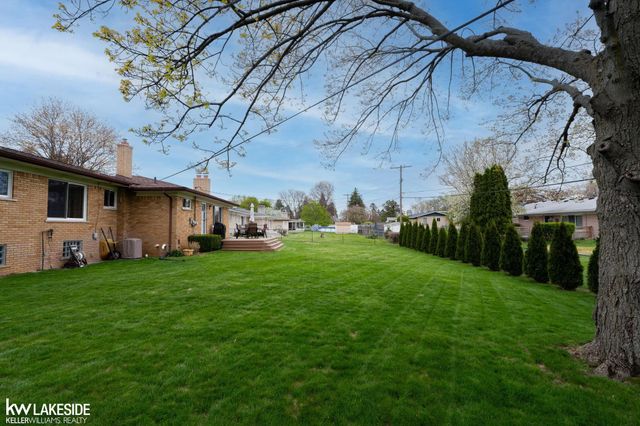 2932 Silverstone Lane, Waterford Twp, MI 48329