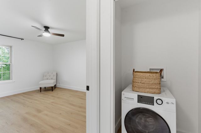2116 Hobbs Rd L7, Nashville, TN 37215