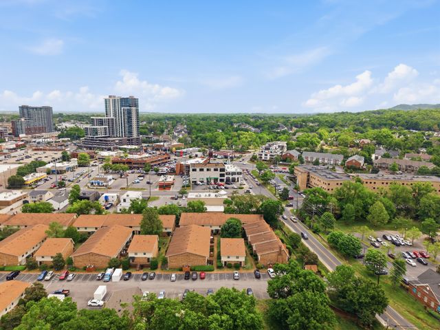 2116 Hobbs Rd L7, Nashville, TN 37215