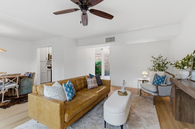 2116 Hobbs Rd L7, Nashville, TN 37215