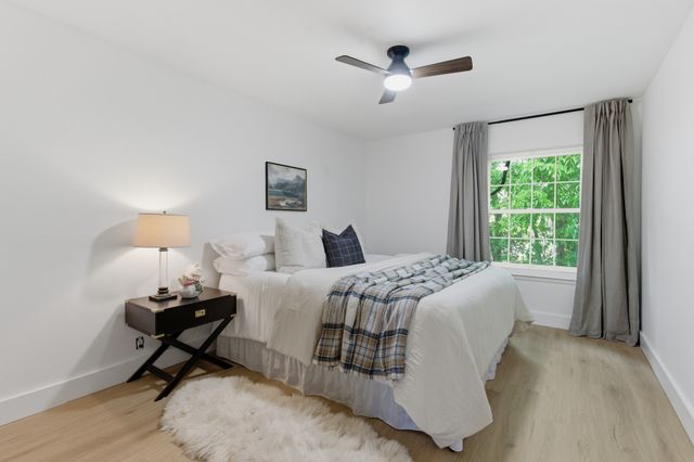 2116 Hobbs Rd L7, Nashville, TN 37215