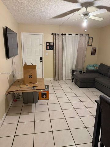 6031 Shakerwood Cir 107, Tamarac, FL 33319