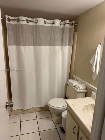 6031 Shakerwood Cir 107, Tamarac, FL 33319