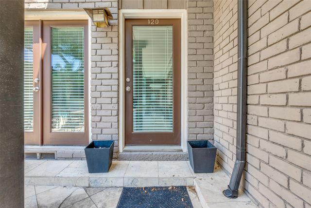 10211 Regal Oaks Drive 120, Dallas, TX 75230