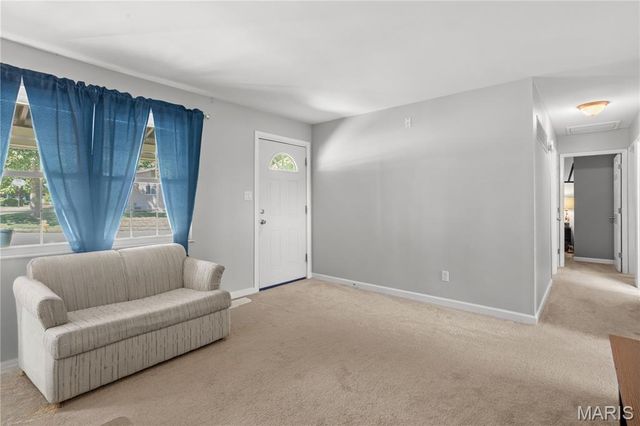 2500 Wesglen Estates Drive, Maryland Heights, MO 63043