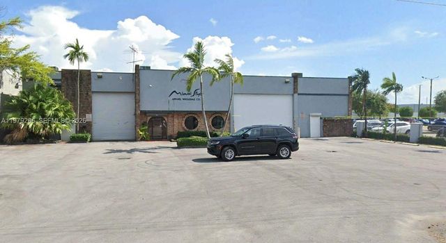 7480 NW 52nd Street, Miami, FL 33166