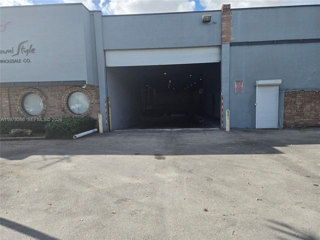 7480 NW 52nd Street, Miami, FL 33166