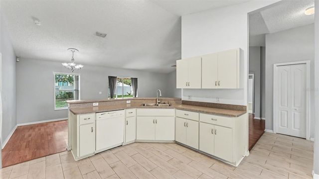 8202 WESTMONT TERRACE DRIVE, Lakeland, FL 33810